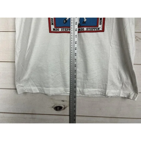 Vintage Screen Stars Best Moo Steppin Shirt Mens XL White Cow Graphic Tee 90s - Picture 8 of 8